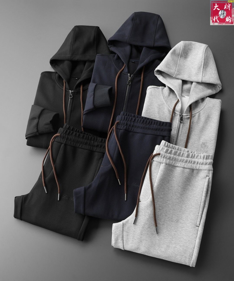 L0r0 P1ana suits